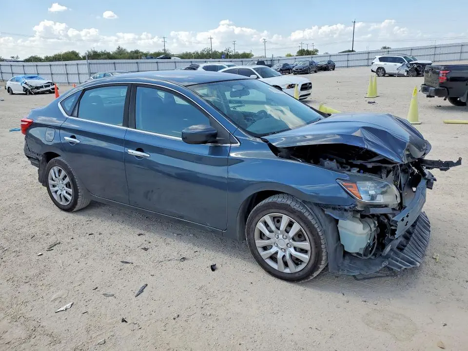 2016 NISSAN SENTRA SV  