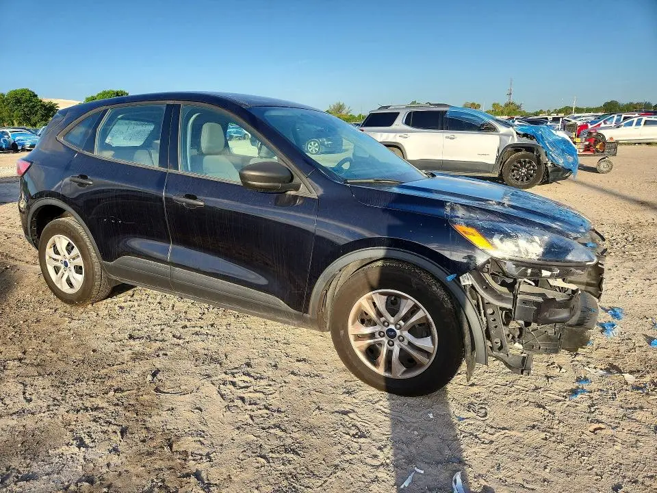 2021 FORD ESCAPE S  