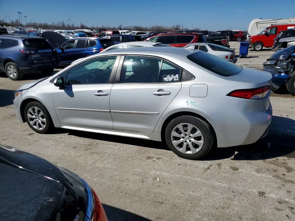 2021 TOYOTA COROLLA LE  