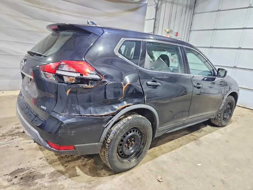 2017 NISSAN ROGUE S  