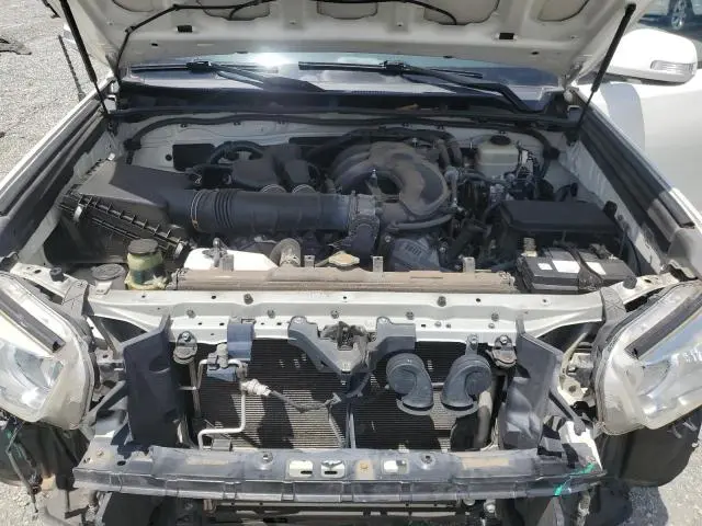 2011 TOYOTA 4RUNNER SR5  