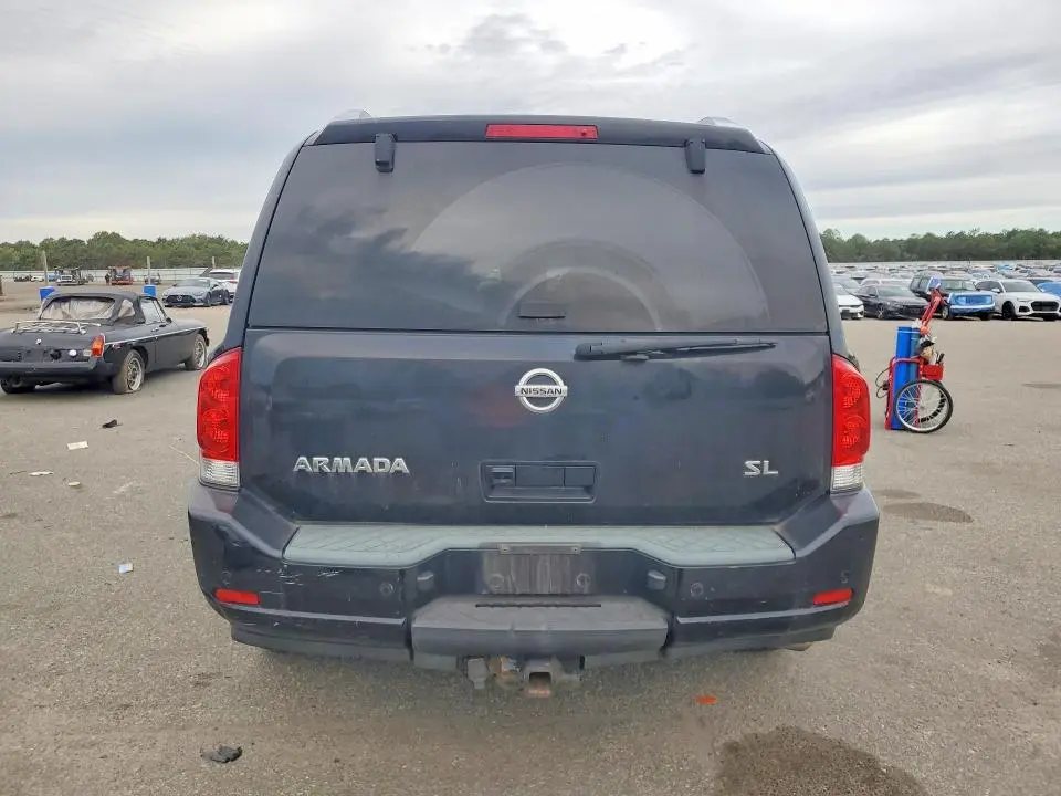 2011 NISSAN ARMADA SV  