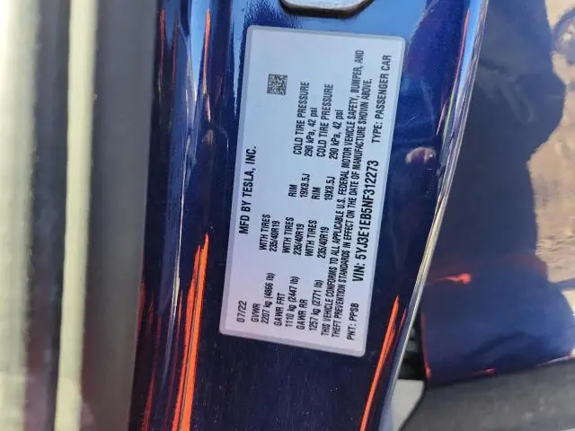2022 TESLA MODEL 3   