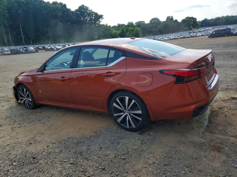 2022 NISSAN ALTIMA SR  