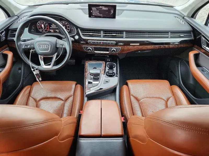 2017 AUDI Q7 PRESTIGE  