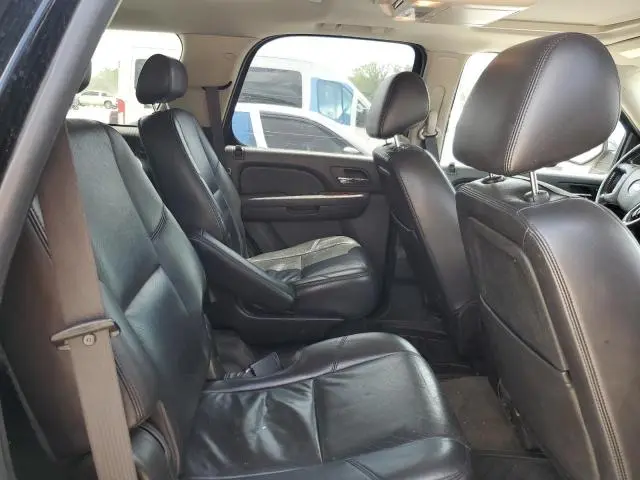 2010 CHEVROLET TAHOE K1500 LTZ  