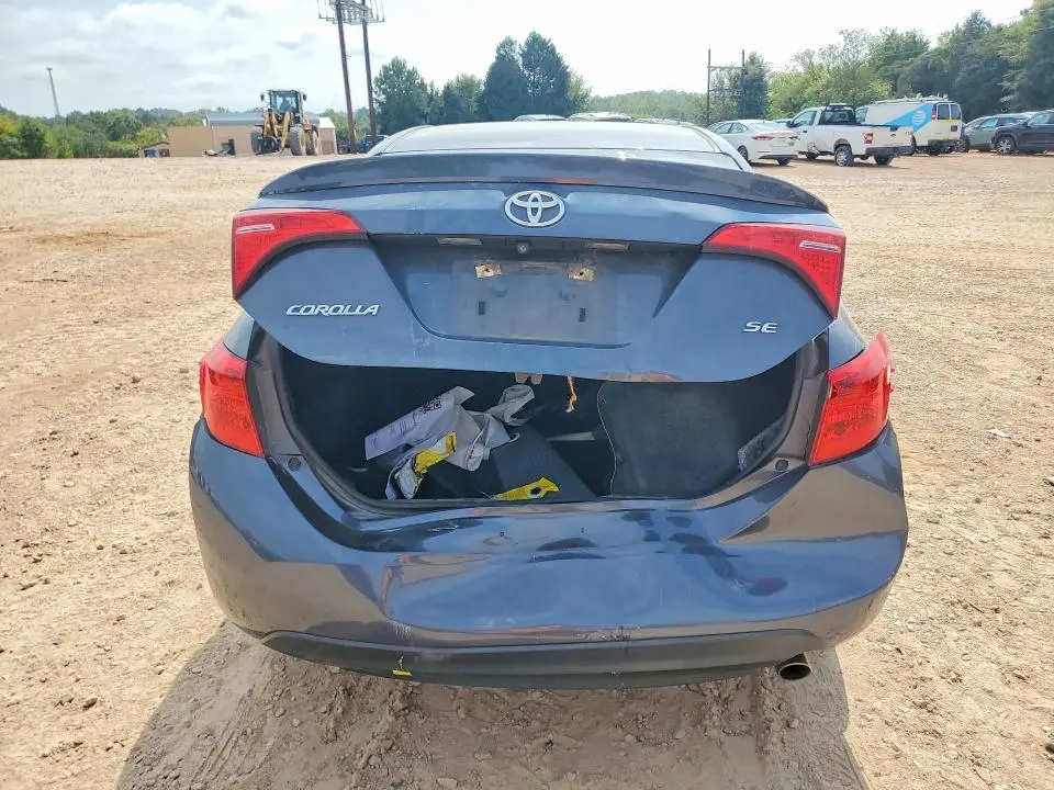 2018 TOYOTA COROLLA SE  