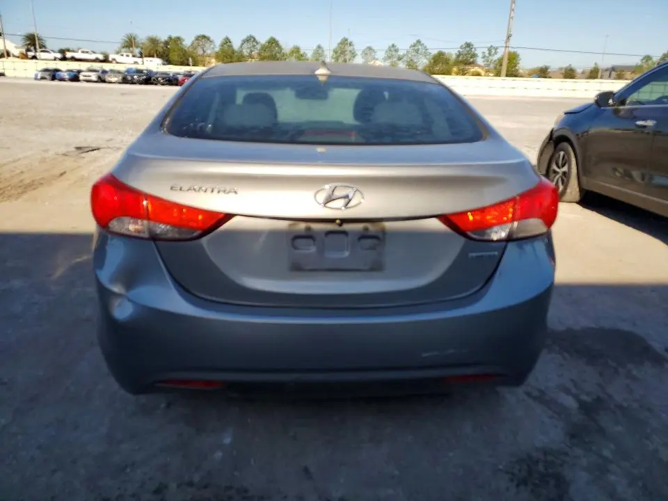 2012 HYUNDAI ELANTRA LIMITED  