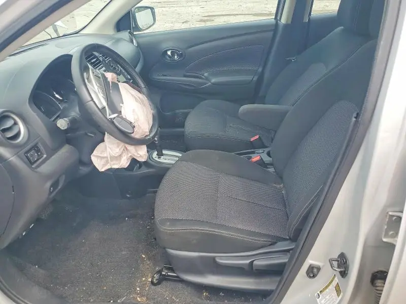 2017 NISSAN VERSA 1.6 SL  
