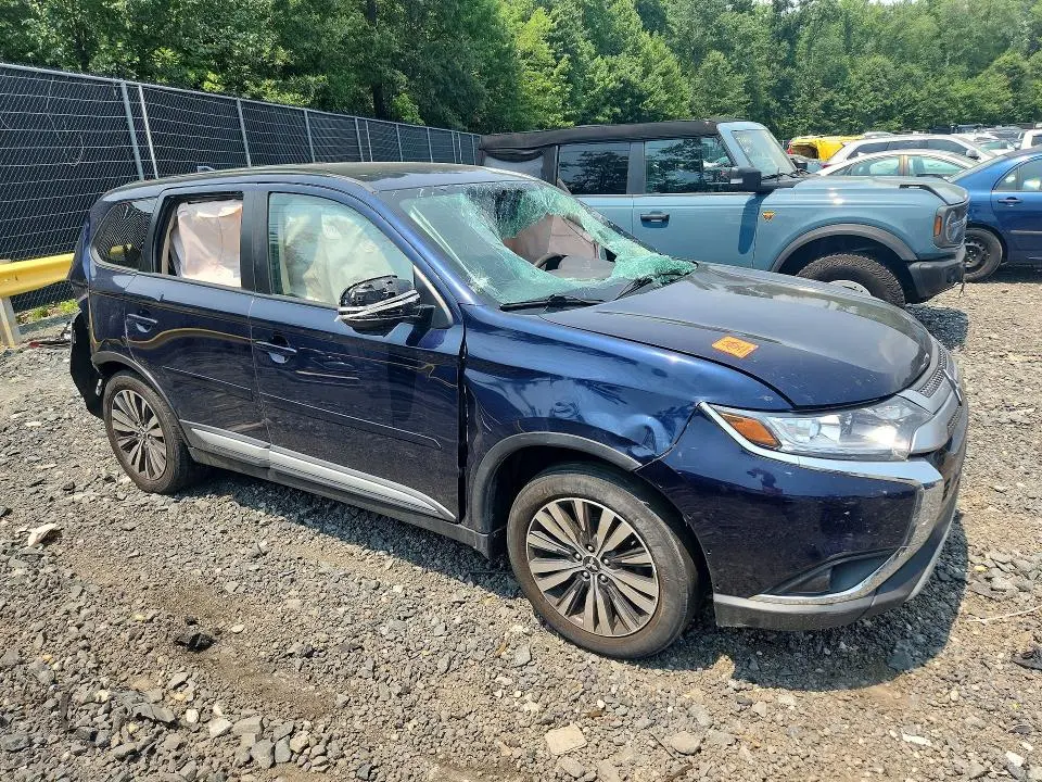 2020 MITSUBISHI OUTLANDER ES  