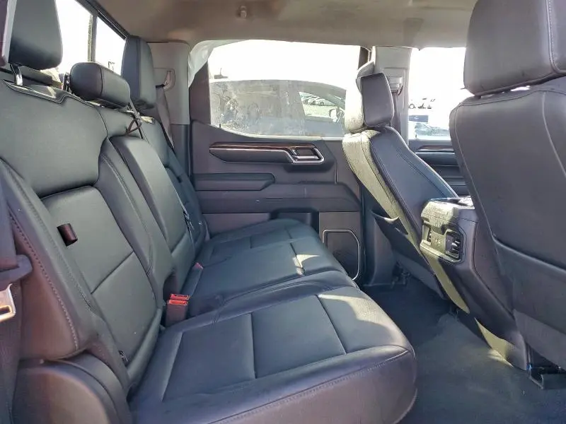 2023 CHEVROLET SILVERADO K1500 LT TRAIL BOSS  