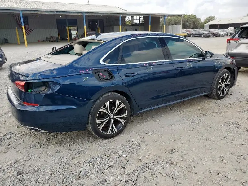 2021 VOLKSWAGEN PASSAT SE  