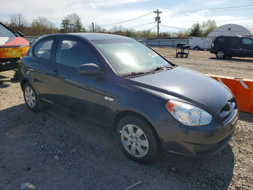 2011 HYUNDAI ACCENT GL  