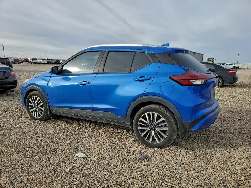 2022 NISSAN KICKS SV  