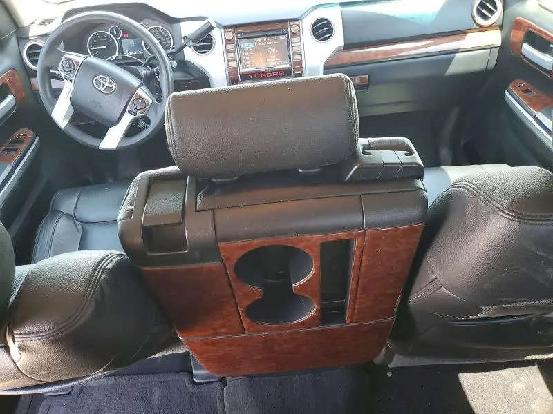 2016 TOYOTA TUNDRA SR5  