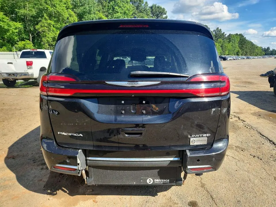 2022 CHRYSLER PACIFICA LIMITED  