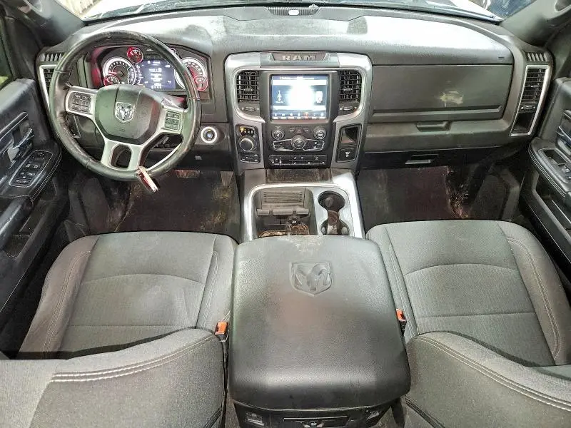 2021 RAM 1500 CLASSIC SLT  