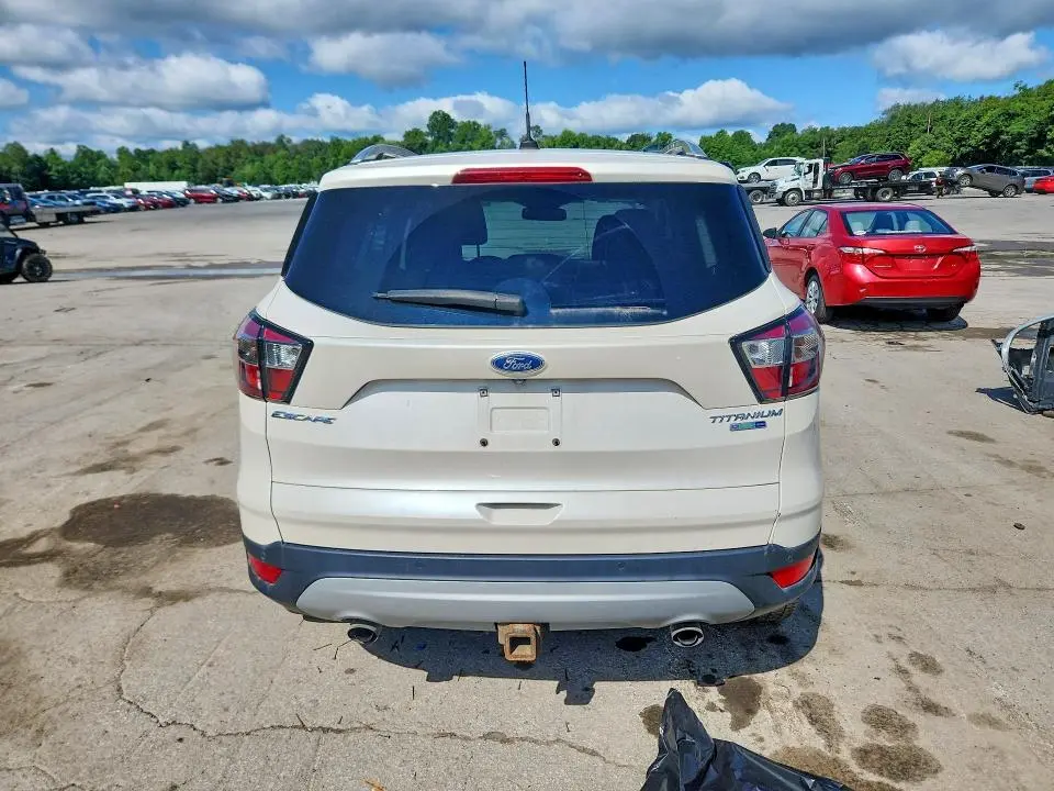 2017 FORD ESCAPE TITANIUM  