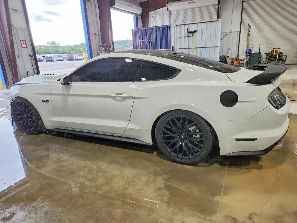 2017 FORD MUSTANG GT  