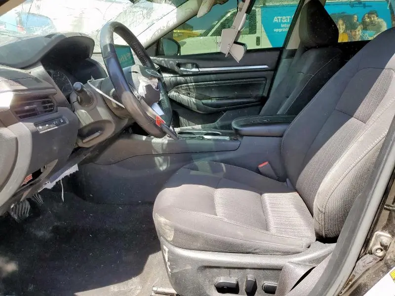 2021 NISSAN ALTIMA SV  