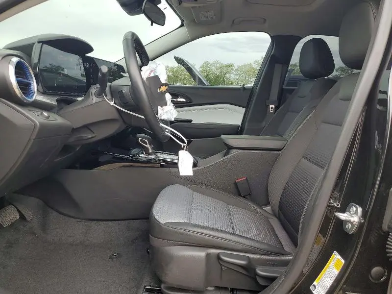 2025 CHEVROLET TRAX 1LT  
