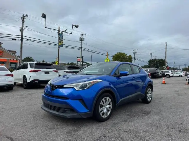 2019 TOYOTA C-HR LE  
