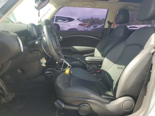2013 MINI COOPER S  