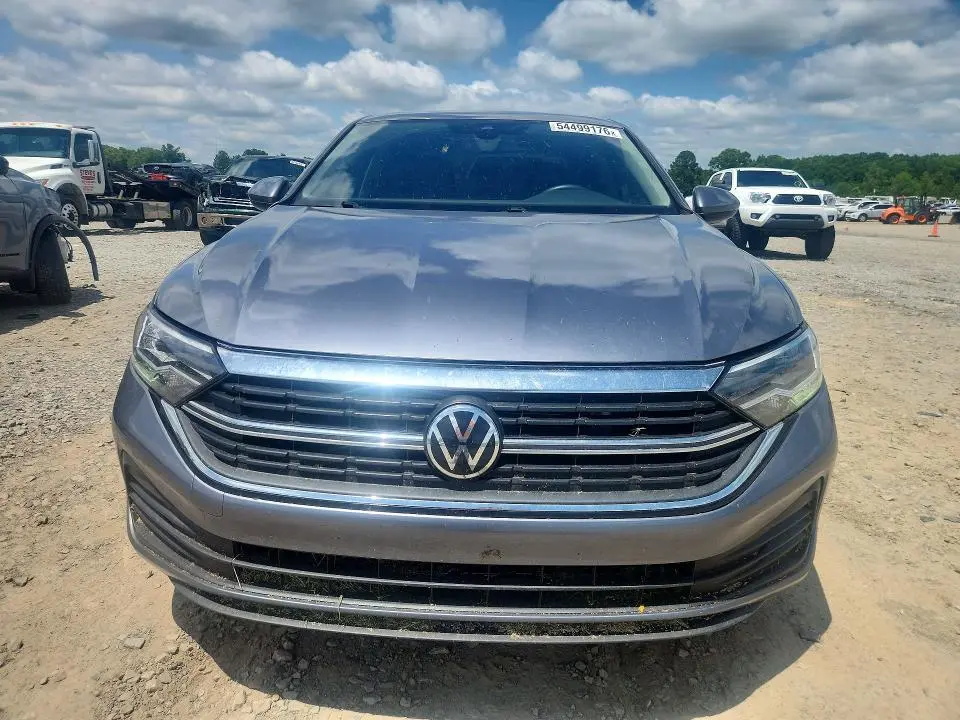 2024 VOLKSWAGEN JETTA SE  