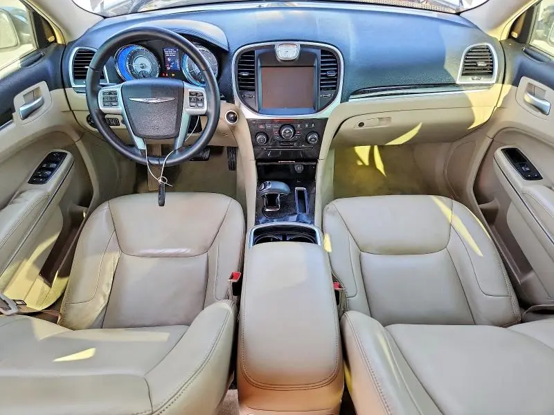 2012 CHRYSLER 300 LIMITED  