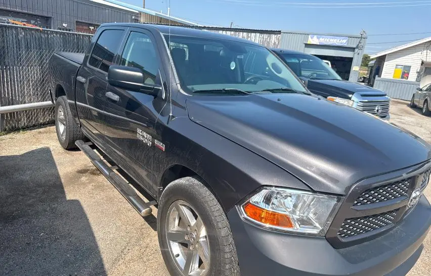 2016 RAM 1500 ST