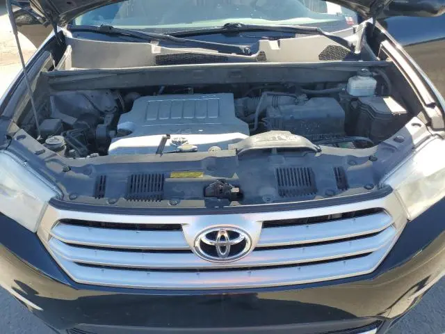 2013 TOYOTA HIGHLANDER BASE  