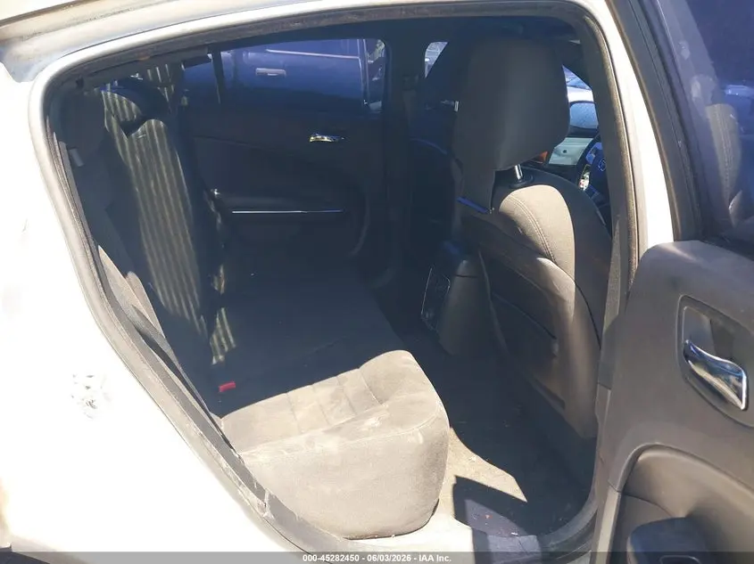 2014 DODGE CHARGER SE