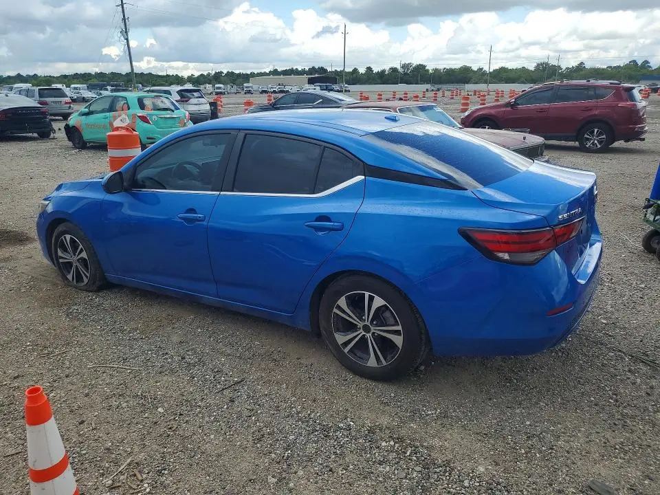 2022 NISSAN SENTRA SV  