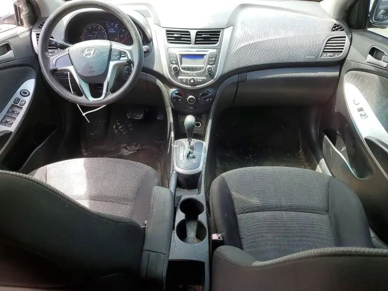 2013 HYUNDAI ACCENT GS  