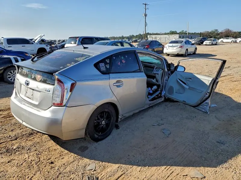 2013 TOYOTA PRIUS   