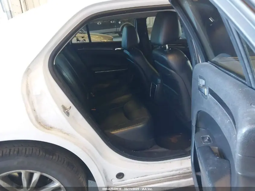 2015 CHRYSLER 300 LIMITED