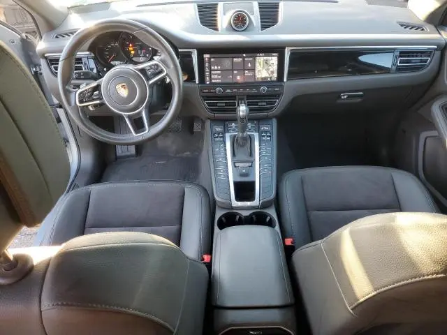 2019 PORSCHE MACAN   