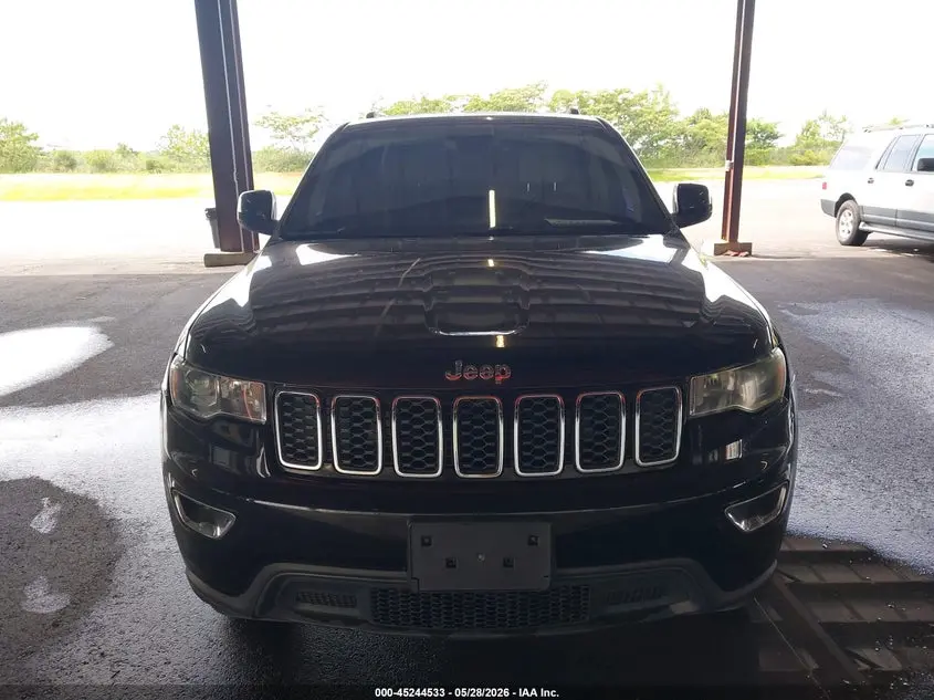 2017 JEEP GRAND CHEROKEE LAREDO 4X2