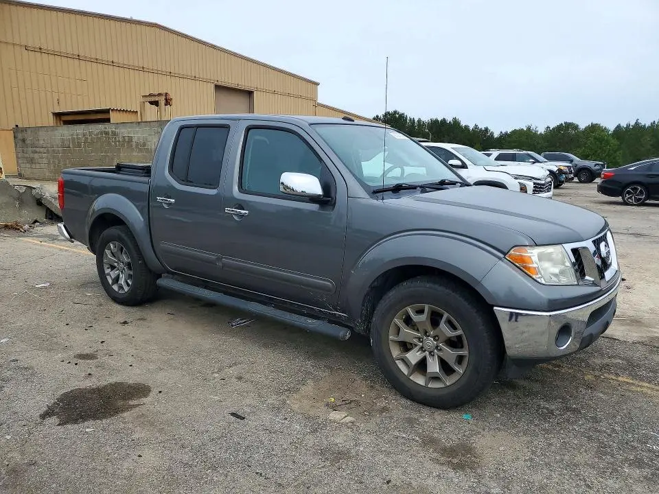 2019 NISSAN FRONTIER S  