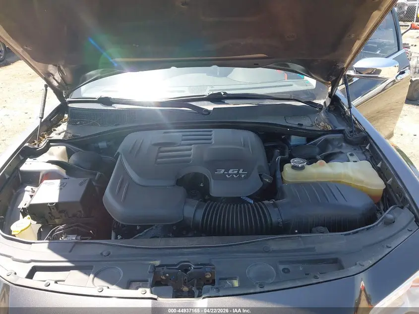 2016 CHRYSLER 300C  