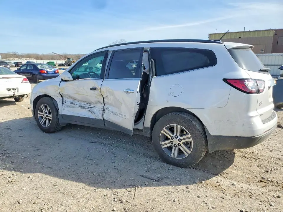 2016 CHEVROLET TRAVERSE LT  