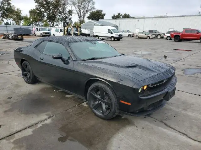 2016 DODGE CHALLENGER SXT  