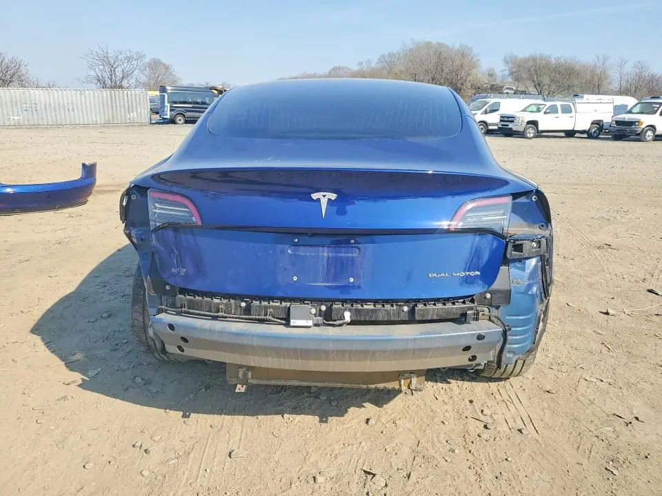 2018 TESLA MODEL 3   