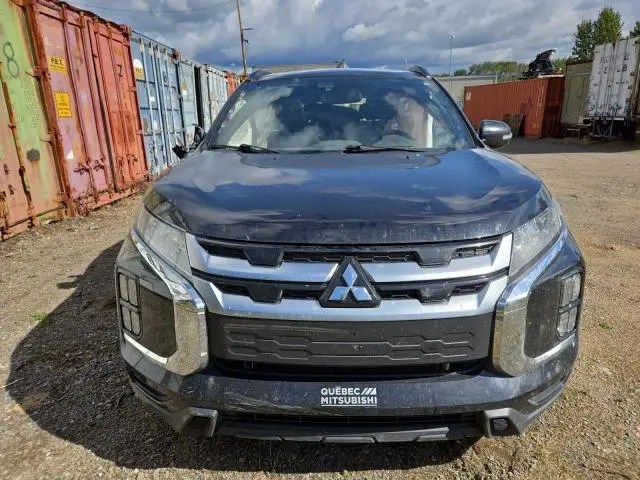 2020 MITSUBISHI RVR SE