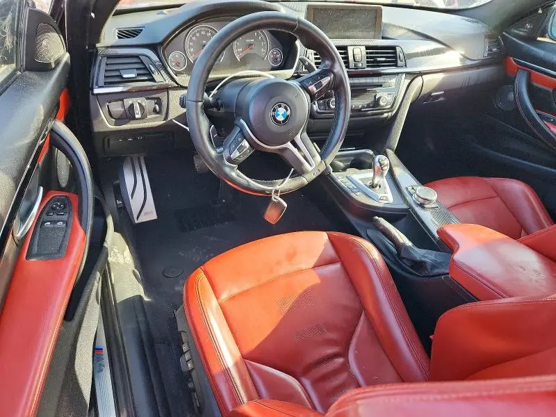 2015 BMW M4   