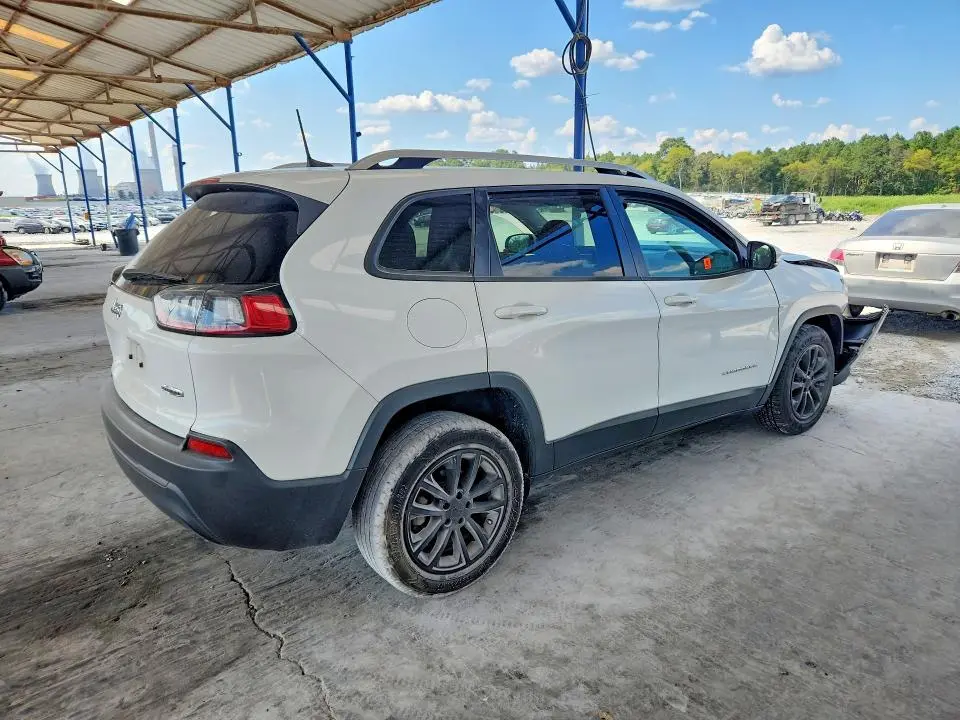 2021 JEEP CHEROKEE LATITUDE  