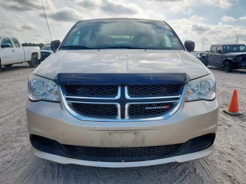 2013 DODGE GRAND CARAVAN SE  