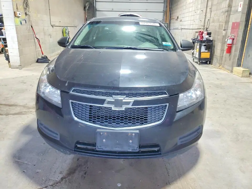 2011 CHEVROLET CRUZE LS  