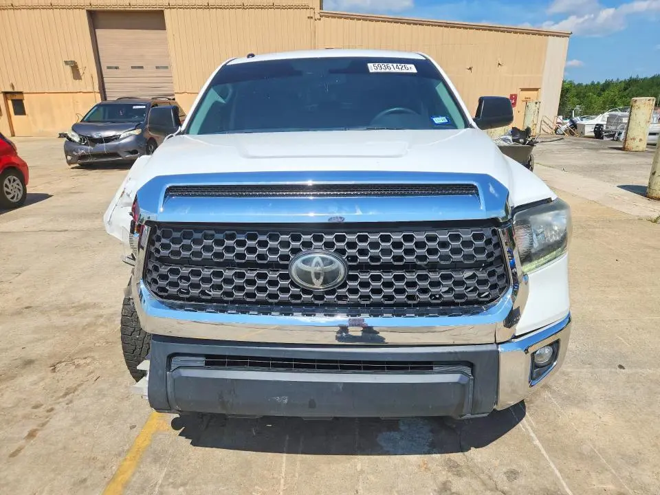 2019 TOYOTA TUNDRA CREWMAX SR5  