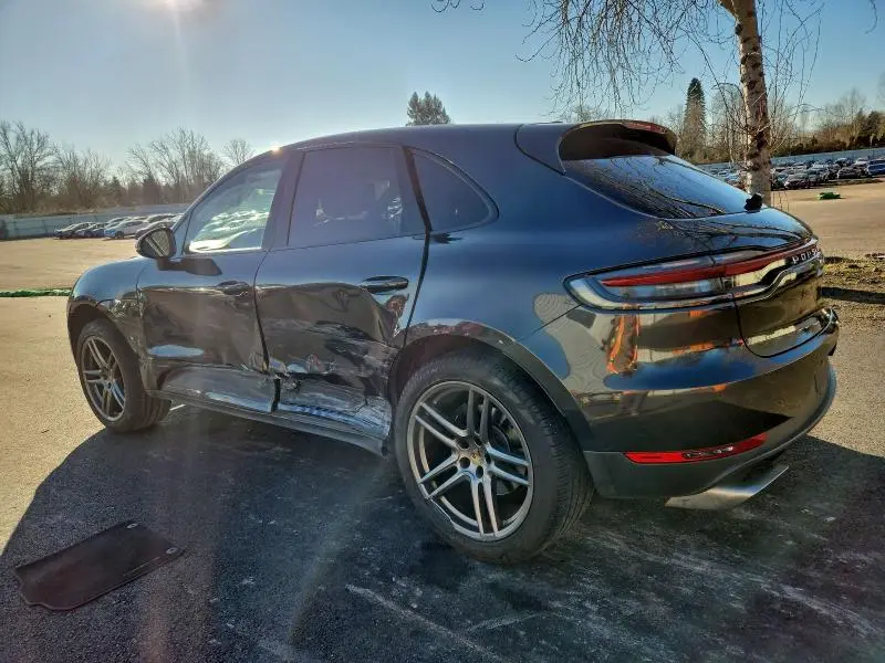 2019 PORSCHE MACAN   